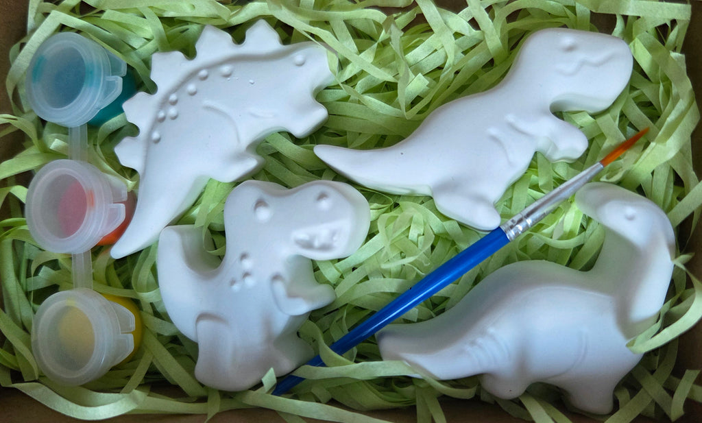 Malset mit 4 Dinosaurier-Figuren. Perfekt für Kindergeburtstage & kreative Nachmittage. Jetzt bestellen!
